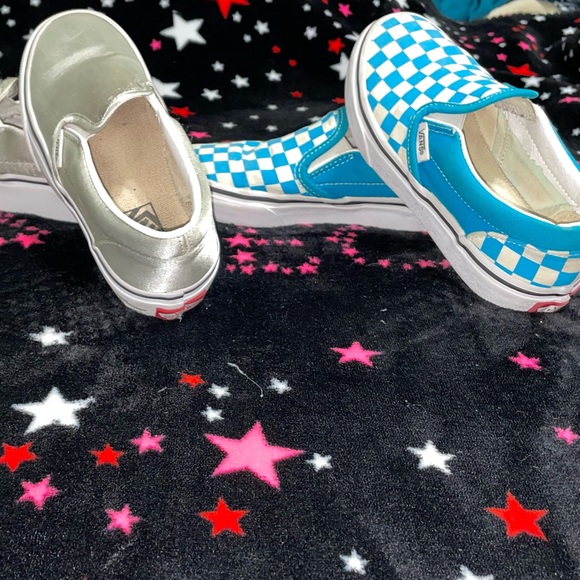 Vans little kids, size 13.5 checker slip-ons, Flame metallic silver slip-ons 🔥 - Picture 4 of 15